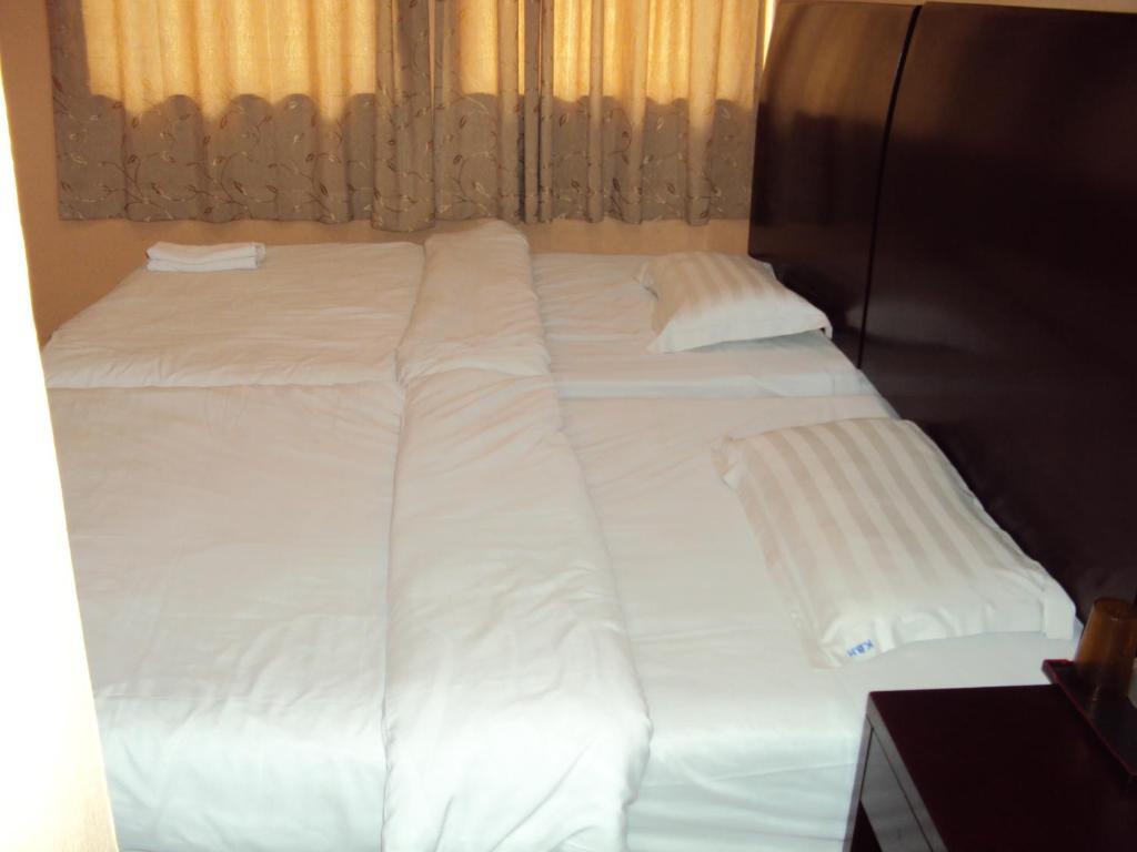 Kinabalu Borneo Hotel Kota Kinabalu Bilik gambar