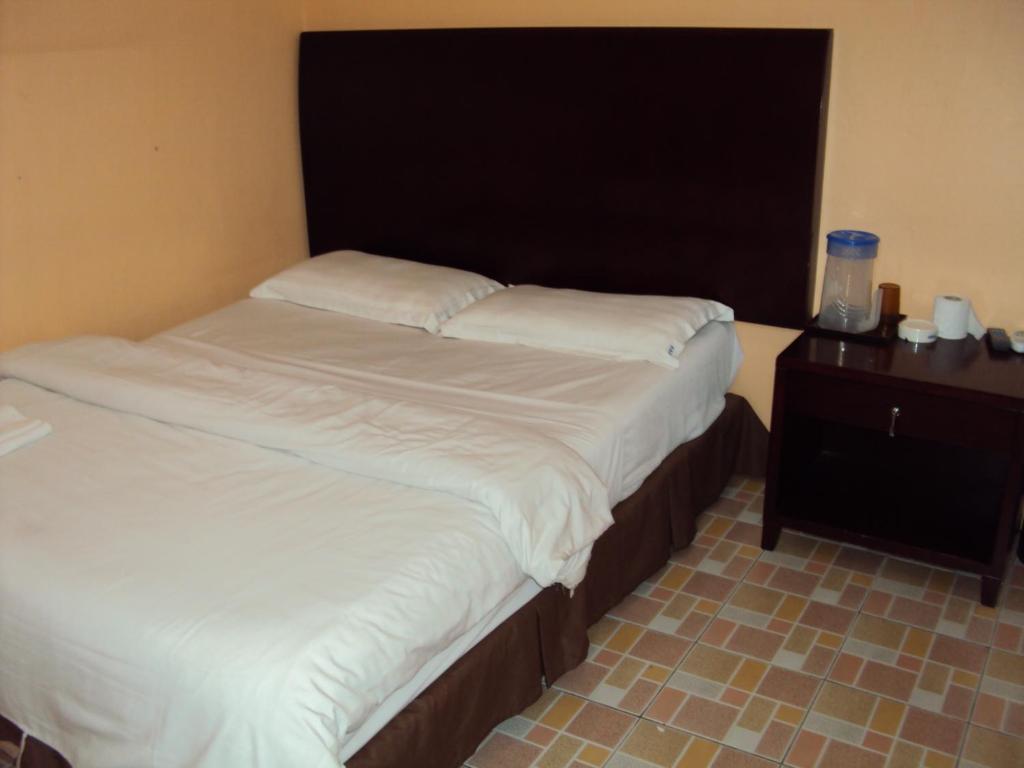 Kinabalu Borneo Hotel Kota Kinabalu Bilik gambar
